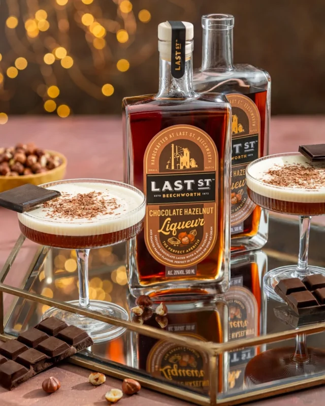 Recent work for @laststbrewery, with the new labels for their liqueur range. Had a lot of fun shooting these, trying to make each flavour jump out of the photo, so that the viewer can almost taste it. And creating the right vibe for each flavour with props and colours.
.
What do you think? Want a drink yet? 😉
.
#commercialphotographer #drinkstragram #productphotographer #drinkphotography #benallaphotographer #melbournedrinksphotographer  #colorfuldrinks #cocktailphotography #saltedcaramel #butterscotch #mudslidecocktail #whiterussiancocktail #passionfruiticedtea