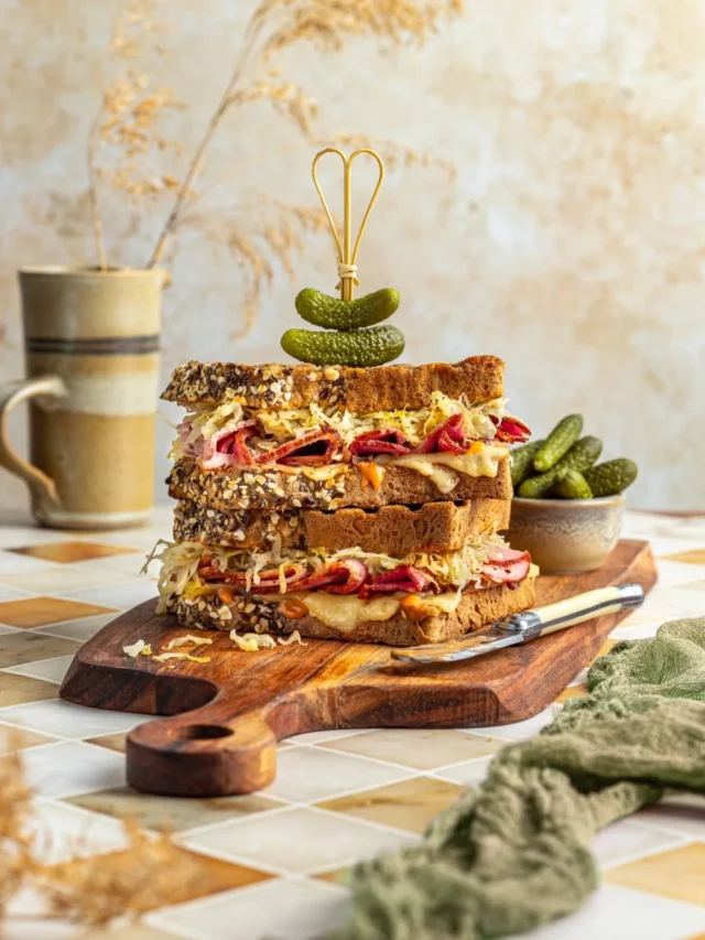 They say sandwiches are hard to photograph... and they are right! But I had a lot of fun creating these images for @wellandgoodfoods with their gluten free Chia and Buckwheat loaf bread mix. And how lucky are us food photographers that after the shoot, we get to eat the subject?! 😆
.
In order of appearance:
1. Reuben
2. Croque Monsieur
3. Club
4. Ploughman's
5. Tuna melt
.
Which one makes you salivate?
.
.
And a little shout out to @clubbackdrops whose backdrops are heavily featured in these images.
.
.
#sandwich #fancysandwich #delicious #glutenfree #glutenfreebread #reuben #croquemonsieur #clubsandwich #foodphotographeraustralia #foodphotographyandstyling #foodstylist #benallaphotographer #melbournefoodphotographer