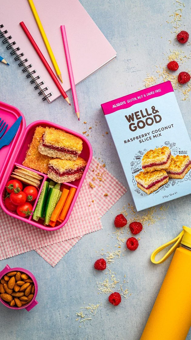 If I had to pick only one aspect of my job to do again and again and again, it would be stop-motion videos. I feel so lucky that the guys at @wellandgoodfoods keep releasing new products that they want animated.
.
And the image on the package? Also mine 😃 So fun to walk through the supermarket and see products with your photo on it! Would absolutely loooove to do more of that, for sure! So if you need photos done for your packaging, or need your product animated, get in touch! Happy to help.
.
#foodphotographeraustralia #freelancephotographermelbourne #productinmotion #stopmotionanimation #stopmotionvideo